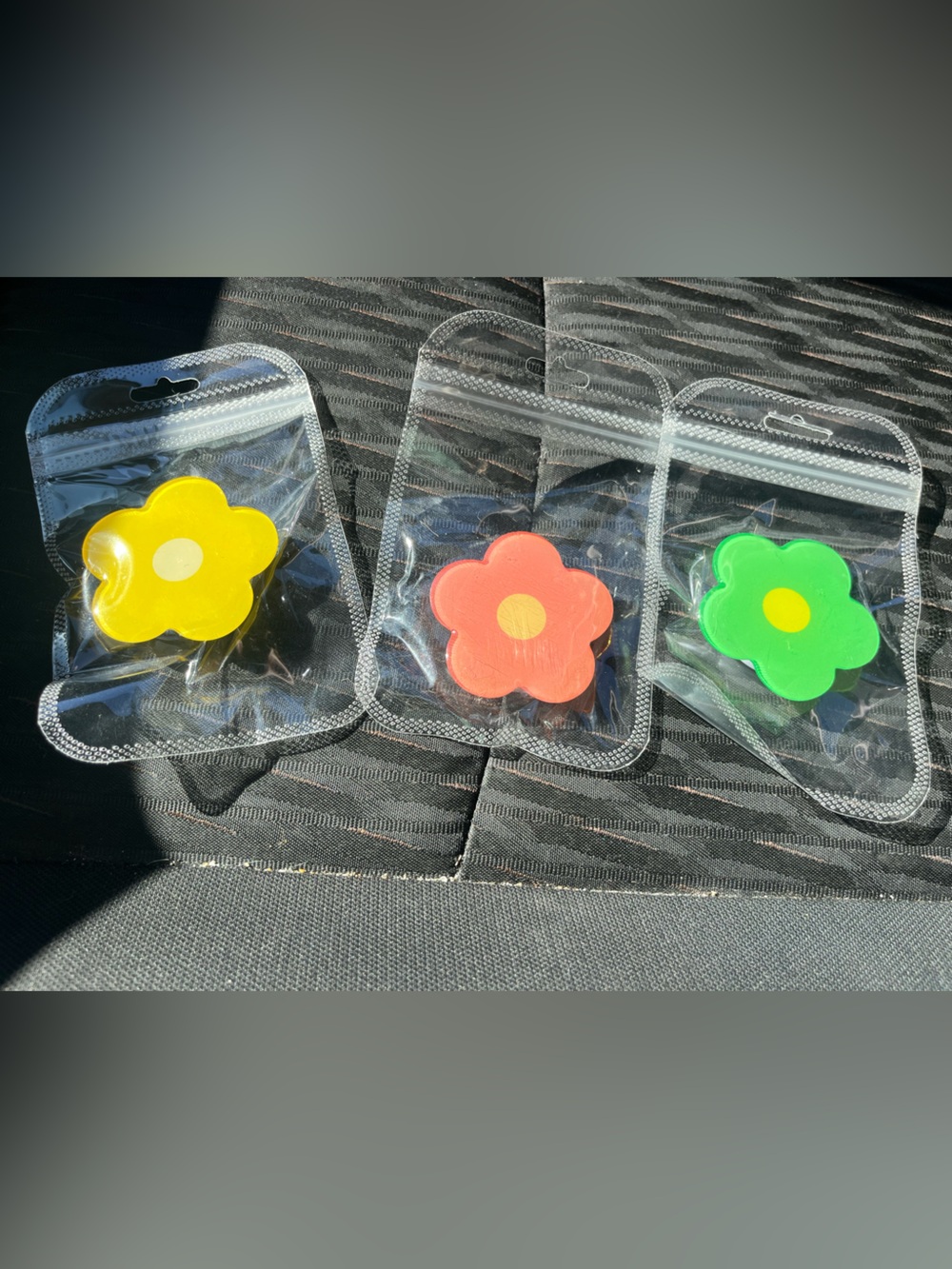 New flower pop sockets set of 3!